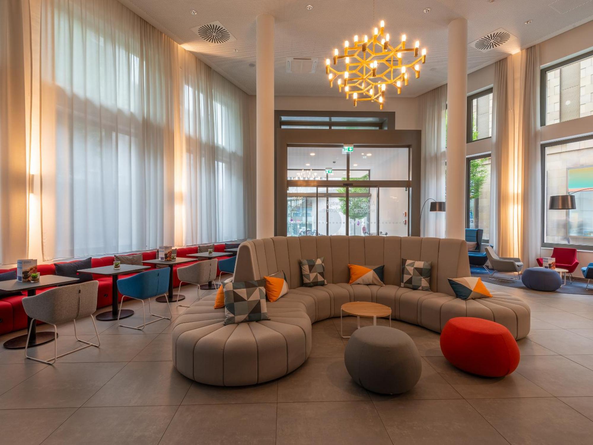 Holiday Inn Express Heilbronn By Ihg Exterior foto