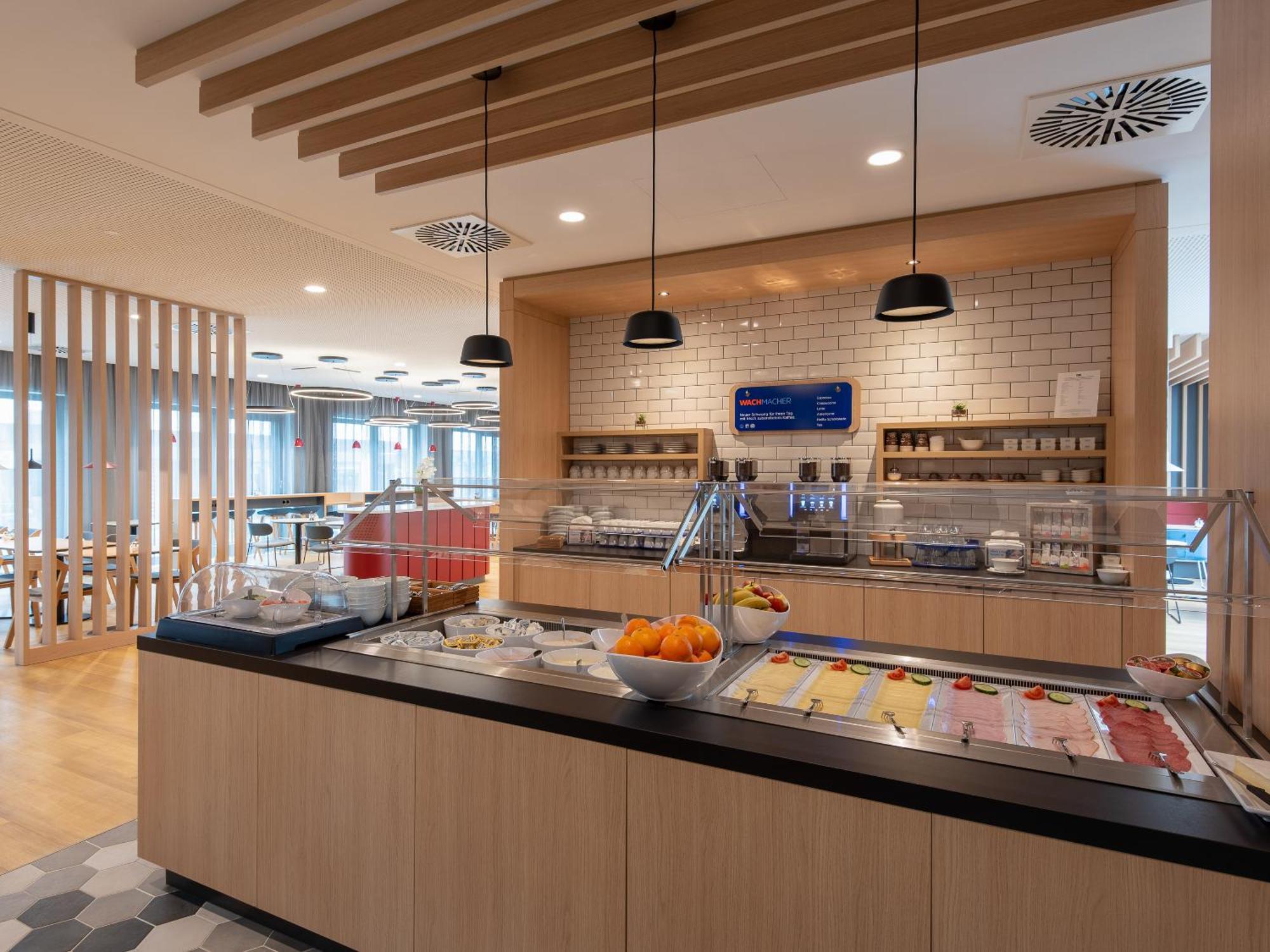 Holiday Inn Express Heilbronn By Ihg Exterior foto